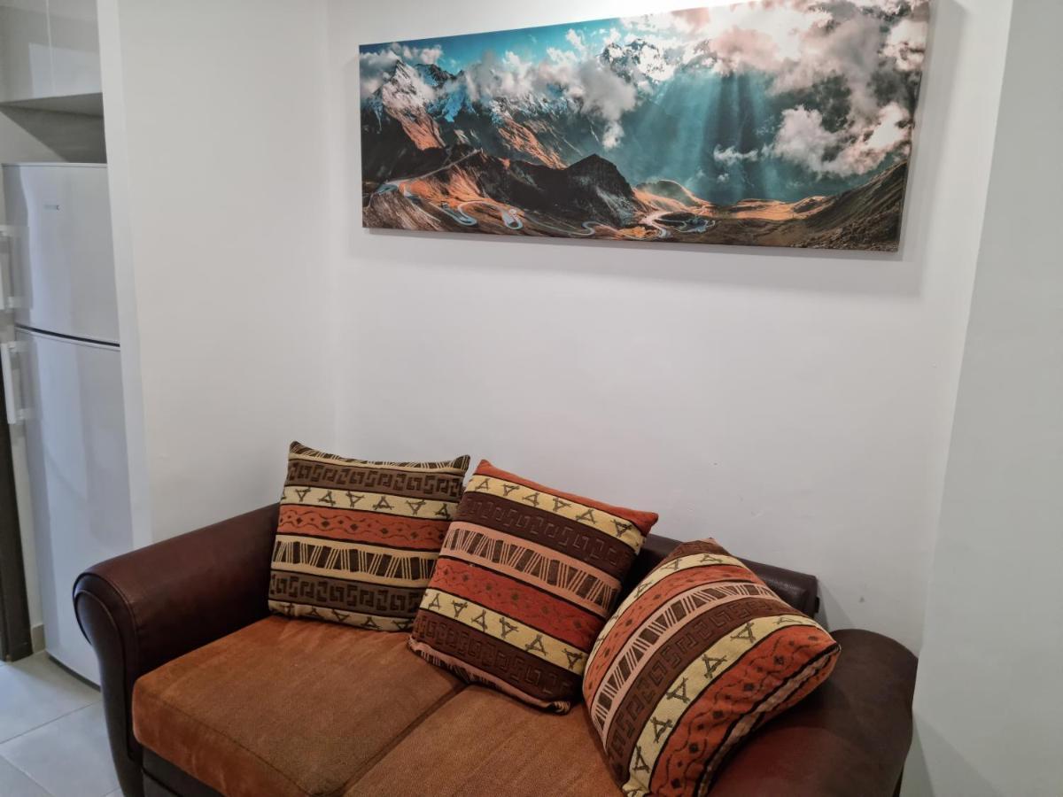 Timpuri Noi Studio Διαμέρισμα Βουκουρέστι Εξωτερικό φωτογραφία
